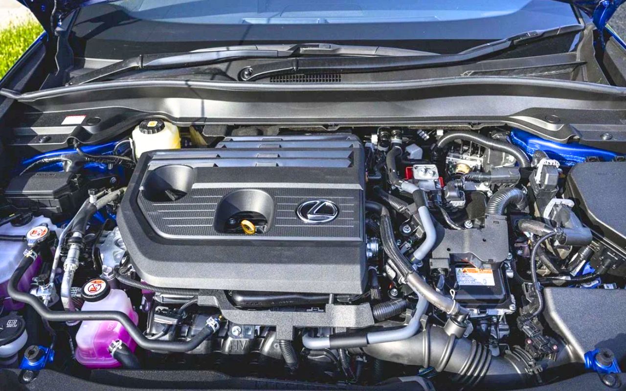 Hybrid, ultra-reliable and guaranteed for up to 5 years: this premium compact SUV ushers in a new era in the segment