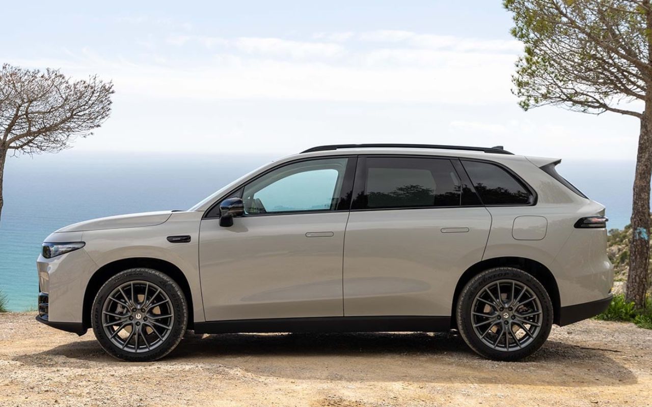 This Chinese SUV quietly rewrote the rules of electrification with 620 miles of range and no charging anxiety